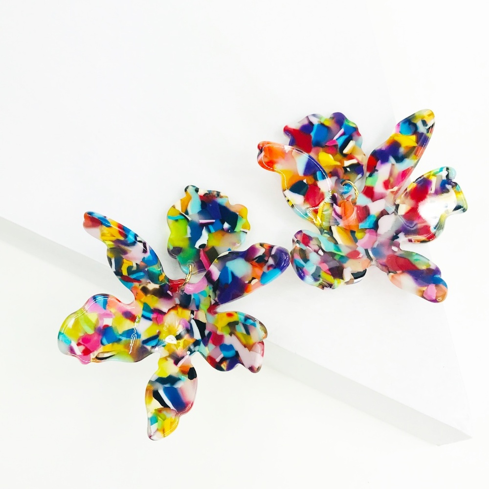 RESTOCKED Paper Lily Earrings in Multicolor - Picture 6 of 8